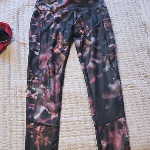 Gottex Floral Print Leggings - Black and Pink